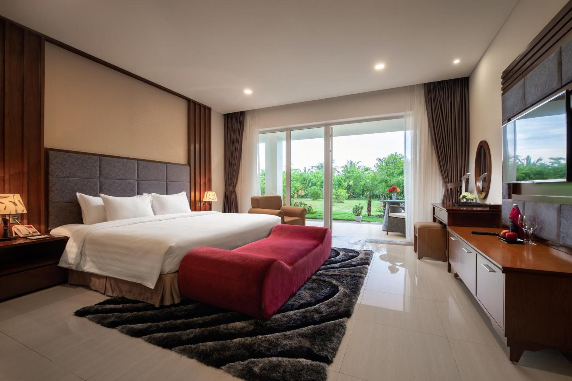 Gold Coast Hotel Resort & Spa Донгхой Экстерьер фото